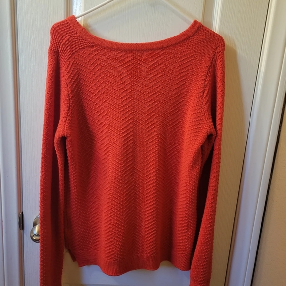 Sweater - Picture 3 of 3